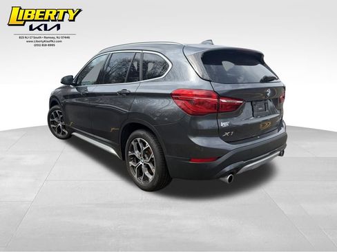 Used 2021 BMW X1 xDrive28i w/ Convenience Package AWD/4WD image 5