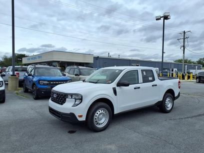 New 2025 Ford Maverick XL