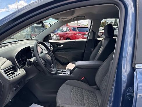 Used 2024 Chevrolet Equinox LT FWD image 17
