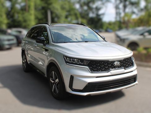 Used 2021 Kia Sorento S w/ Panoramic Sunroof Package FWD image 15