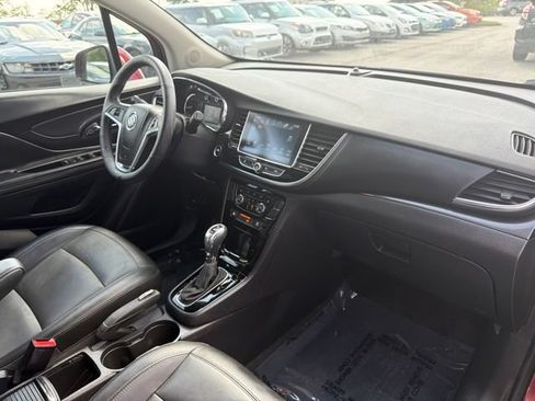 Used 2017 Buick Encore Essence FWD image 27