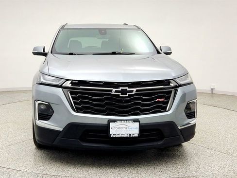 Used 2023 Chevrolet Traverse RS AWD/4WD image 2