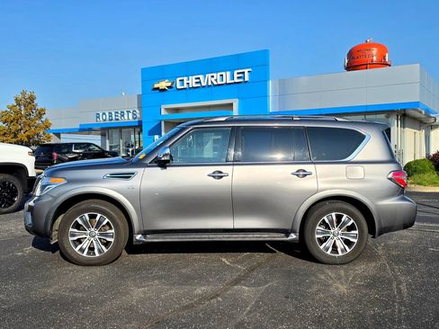 Used 2019 Nissan Armada SL w/ Premium Package AWD/4WD image 3