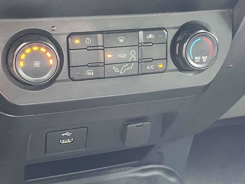 Used 2022 Ford F250 XL w/ Power Equipment Group AWD/4WD image 12