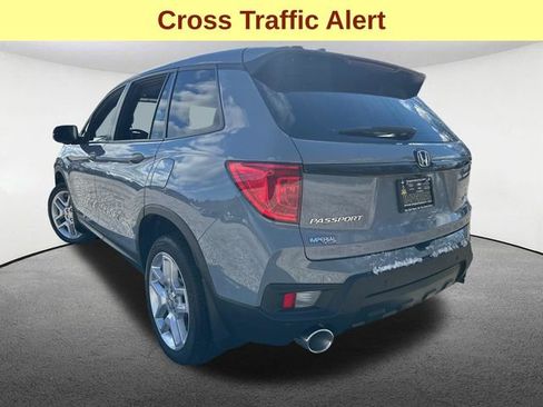 Used 2025 Honda Passport EX-L image 10