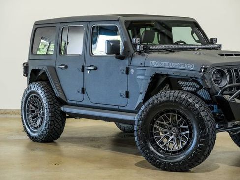 Used 2025 Jeep Wrangler Unlimited Rubicon 392 image 34