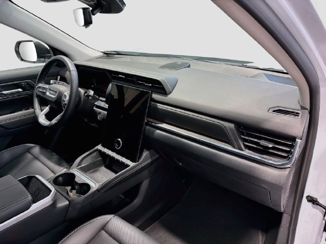 Used 2026 GMC Terrain Denali AWD/4WD image 26