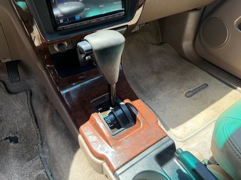 Used 2001 Toyota 4Runner Limited RWD image 18