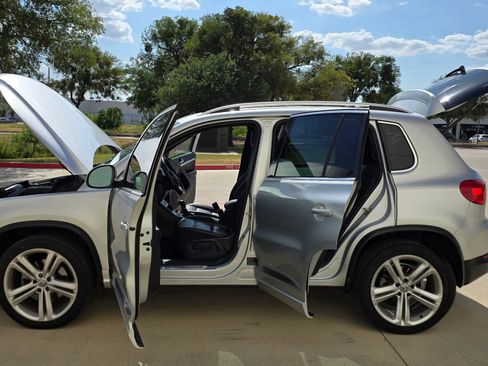 Used 2014 Volkswagen Tiguan R-Line FWD image 16