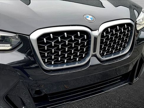 Used 2022 BMW X4 xDrive30i w/ M Sport Package AWD/4WD image 28