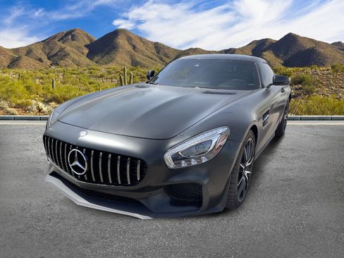Used 2016 Mercedes-Benz AMG GT S image 2