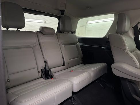 Certified 2025 Ford Expedition Active RWD image 34