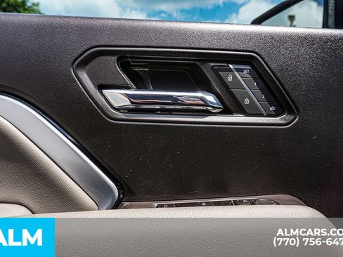 Used 2023 Chevrolet Colorado ZR2 w/ ZR2 Convenience Package III AWD/4WD image 50