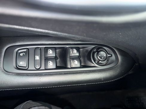 Used 2020 Jeep Compass Latitude image 25