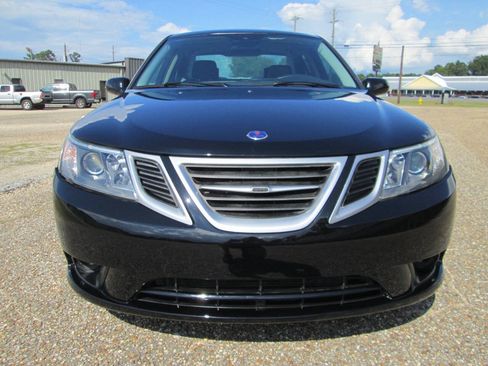 Used 2008 Saab 9-3 2.0T w/ Moonroof Package FWD image 18