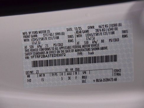 New 2026 Ford F250 XL w/ XL Chrome Package image 15