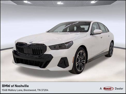 New 2026 BMW 530i xDrive w/ M Sport Package image 1