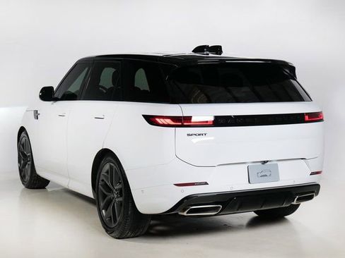 Used 2024 Land Rover Range Rover Sport Dynamic SE image 30