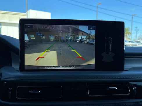 Certified 2022 Lincoln Nautilus Reserve w/ Luxury Package image 27