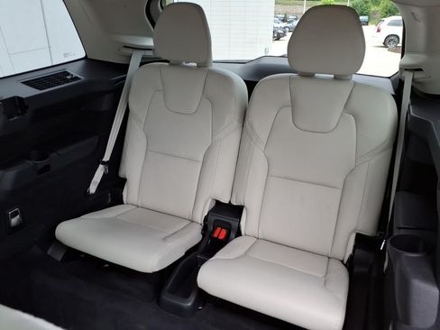 Certified 2023 Volvo XC90 B6 Ultimate w/ Protection Package AWD/4WD image 9
