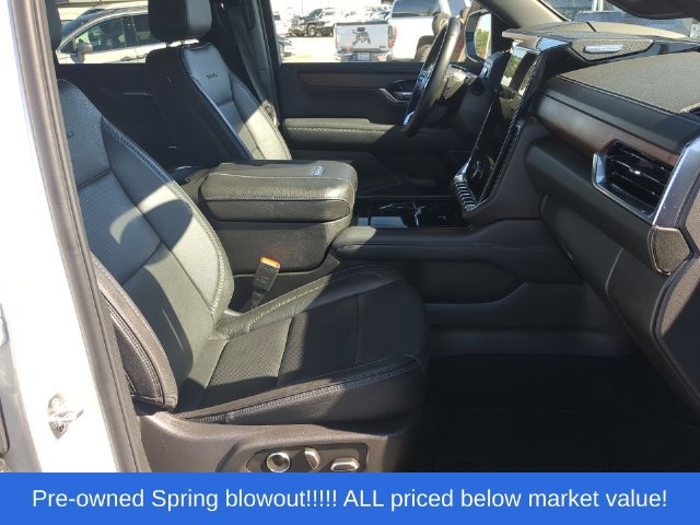 Used 2025 GMC Yukon Denali AWD/4WD image 49