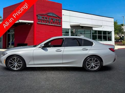 Used 2019 BMW 330i Sedan w/ Driving Assistance Package RWD image 2