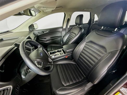Used 2022 Ford Edge SEL w/ Convenience Package image 11