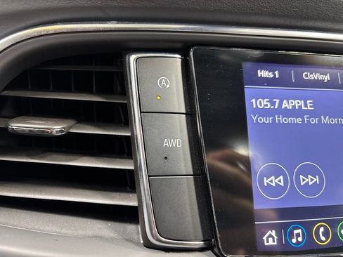 Used 2023 Buick Enclave Essence w/ Experience Buick Package AWD/4WD image 31