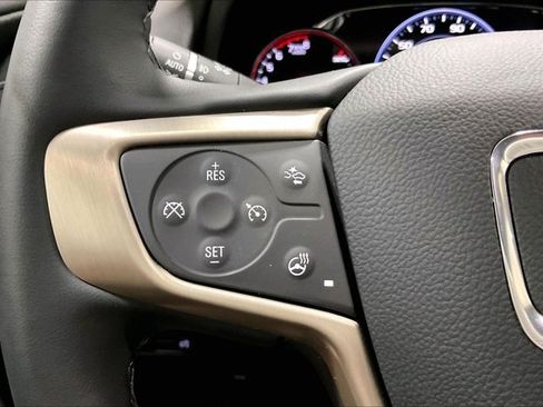 Used 2023 GMC Terrain Denali w/ Black Diamond Edition AWD/4WD image 18