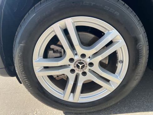 Certified 2023 Mercedes-Benz GLB 250 image 10