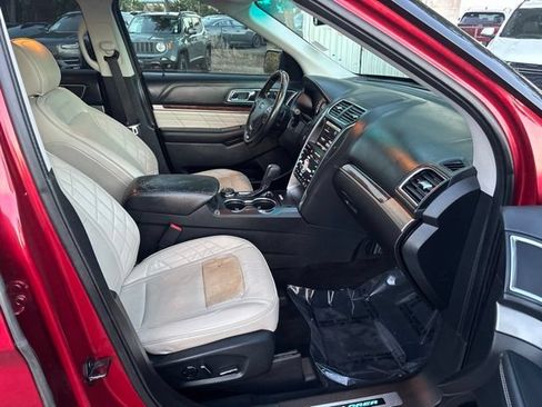 Used 2016 Ford Explorer Platinum AWD/4WD image 16