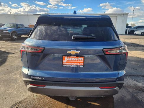 Used 2025 Chevrolet Equinox LT image 5