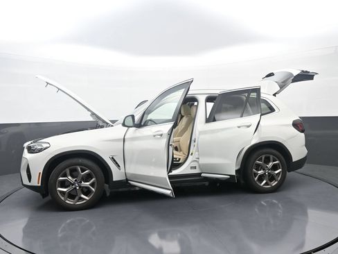 Used 2022 BMW X3 xDrive30i w/ Convenience Package AWD/4WD image 40