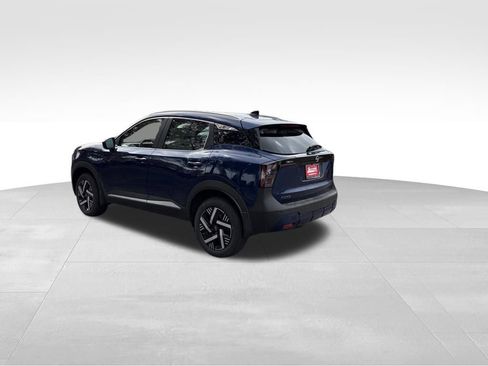 New 2026 Nissan Kicks SV w/ SV Premium Package image 2