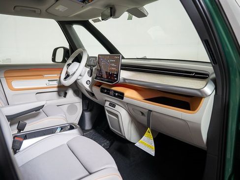 New 2025 Volkswagen ID. Buzz 1st Edition image 25