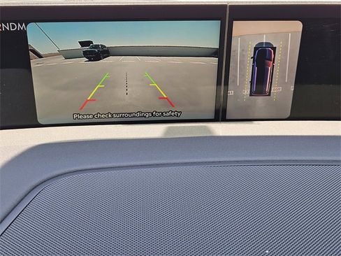 New 2025 Lincoln Navigator Reserve image 17