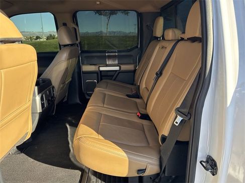 Certified 2022 Ford F250 Lariat w/ Chrome Package image 23