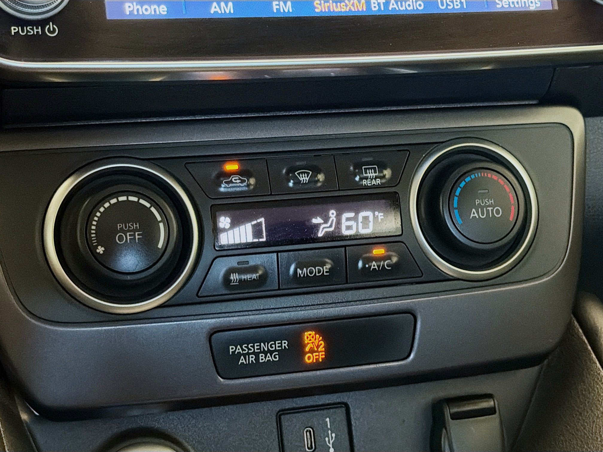 Used 2025 Nissan Leaf S FWD image 10
