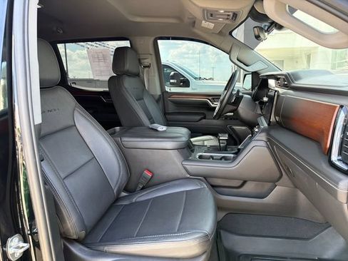 Used 2024 GMC Sierra 1500 Denali w/ Technology Package AWD/4WD image 27
