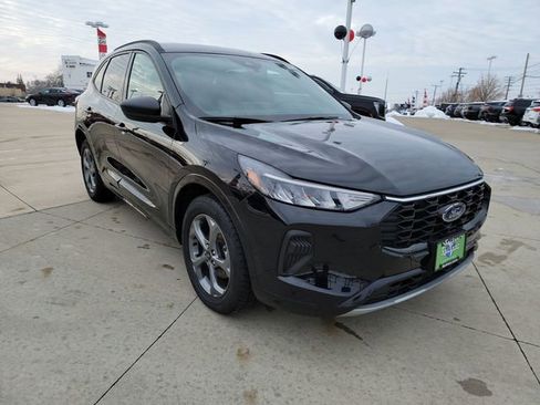 Used 2023 Ford Escape ST-Line w/ Tech Pack #1 image 11