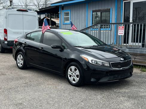 Used 2018 Kia Forte LX FWD image 4