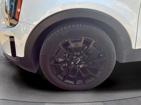 Used 2022 Kia Telluride EX w/ EX Premium Package AWD/4WD image 46
