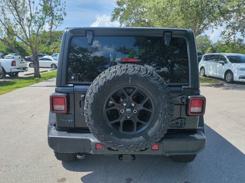Used 2025 Jeep Wrangler Unlimited Sport S 4xe AWD/4WD image 7
