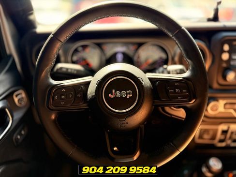 Used 2018 Jeep Wrangler Unlimited Sport S AWD/4WD image 19