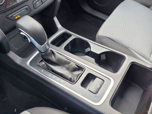 Used 2018 Ford Escape SE image 31