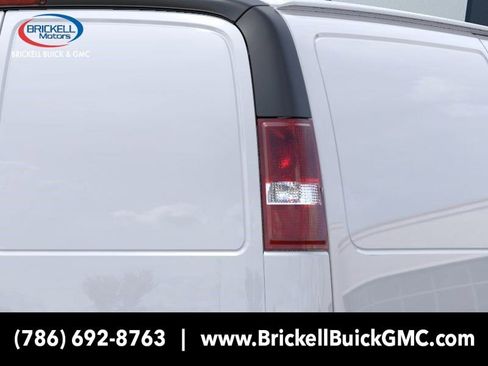 New 2025 GMC Savana 2500 w/ Driver Convenience Package image 11