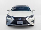 Used 2018 Lexus ES 300h image 2