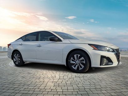 New 2025 Nissan Altima 2.5 S
