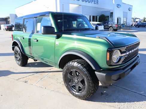 New 2025 Ford Bronco Big Bend image 1