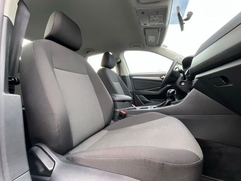 Used 2021 Volkswagen Jetta S w/ Driver Assistance Package image 12